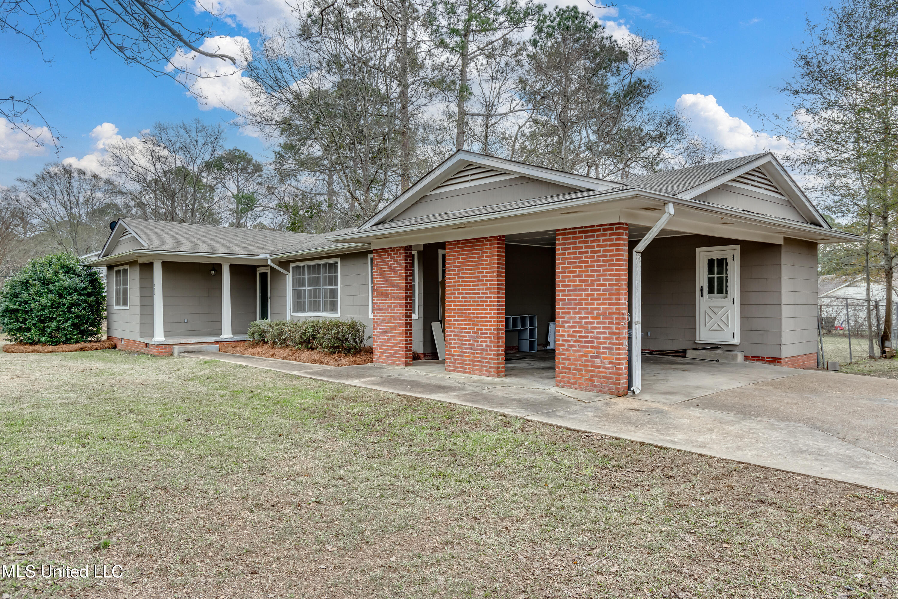 215 Mackey Drive, Madison, Mississippi image 4