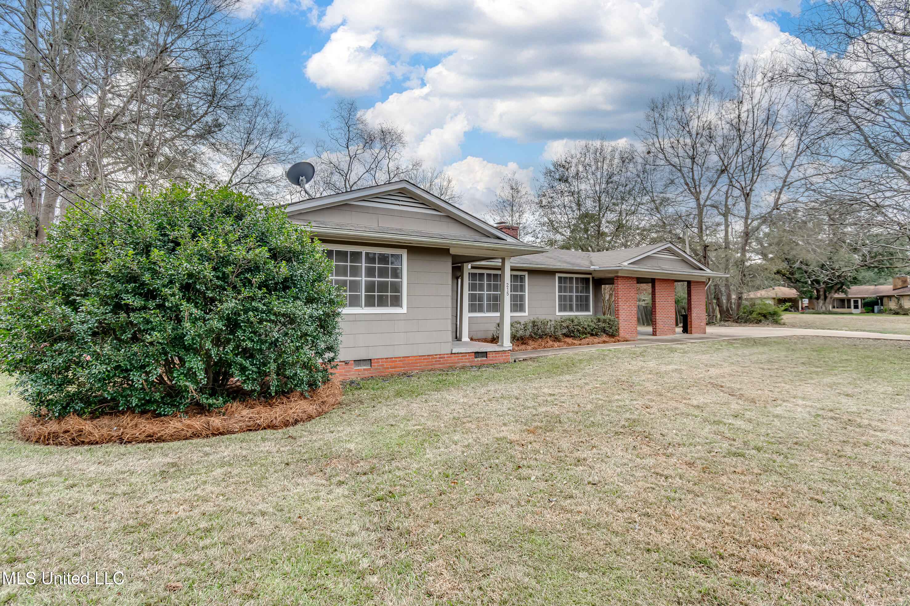 215 Mackey Drive, Madison, Mississippi image 3