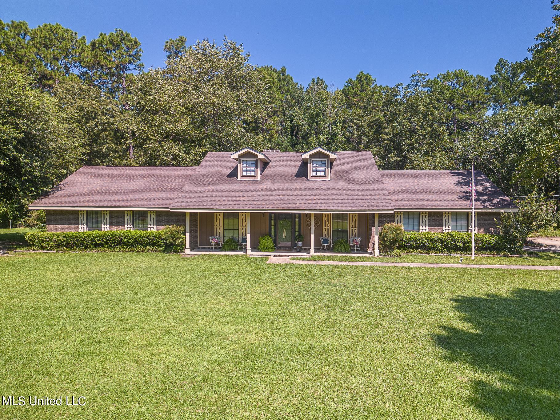 469 Fruitland Park Road, Wiggins, Mississippi image 1