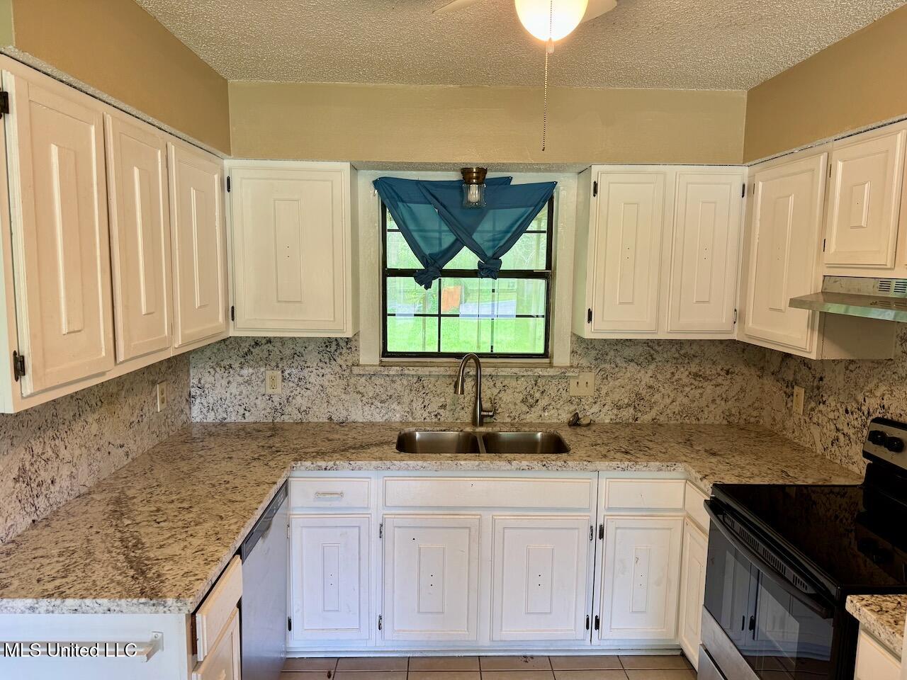 15196 Big Ridge Road, Biloxi, Mississippi image 8