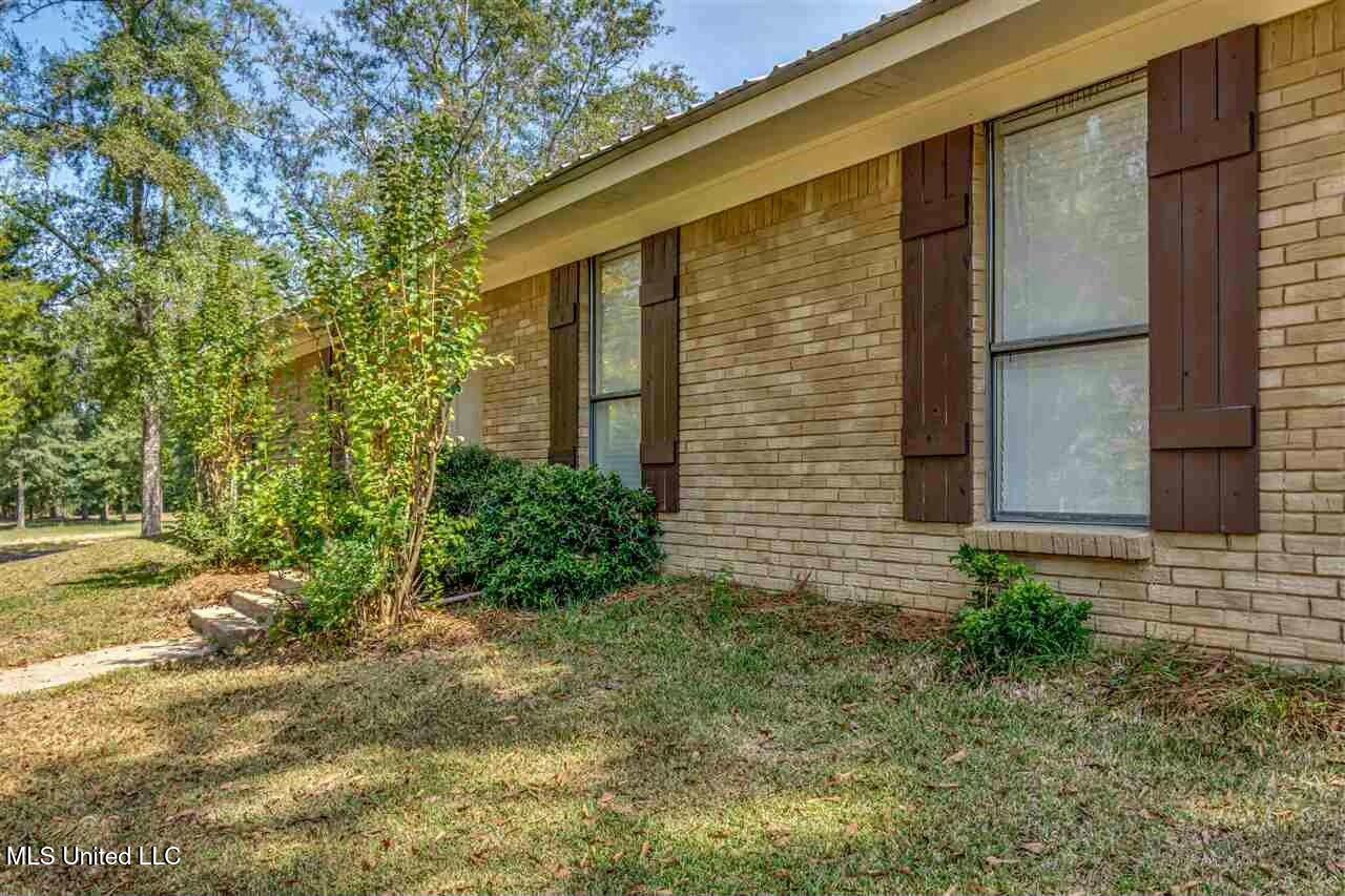 110 Honey Circle, Brandon, Mississippi image 4