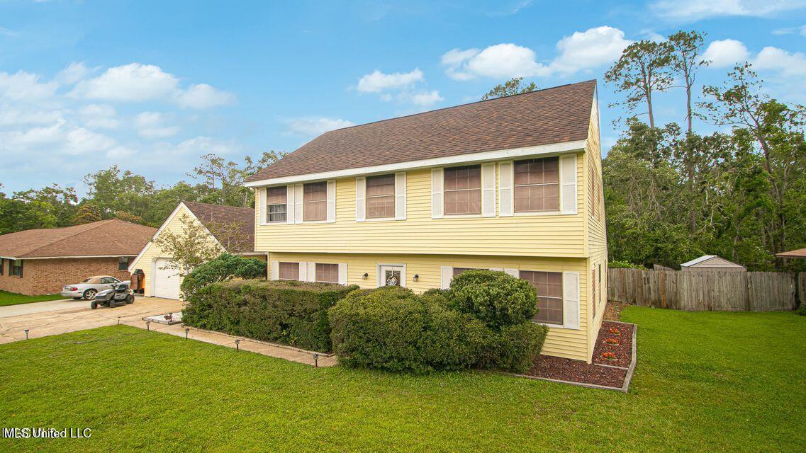 1100 Hickory Drive, Long Beach, Mississippi image 2