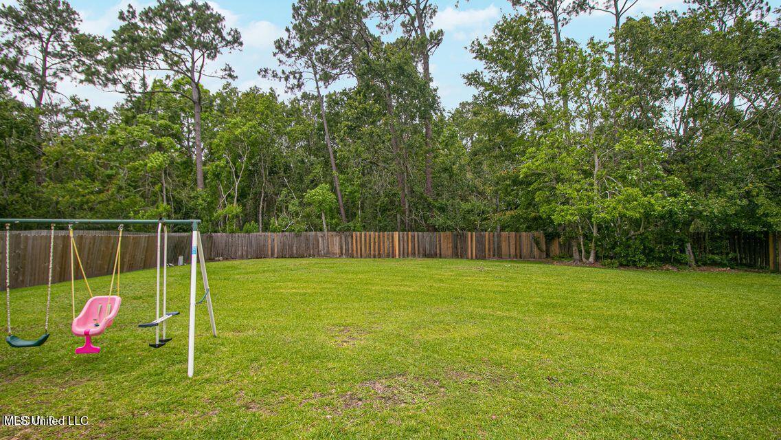1100 Hickory Drive, Long Beach, Mississippi image 4