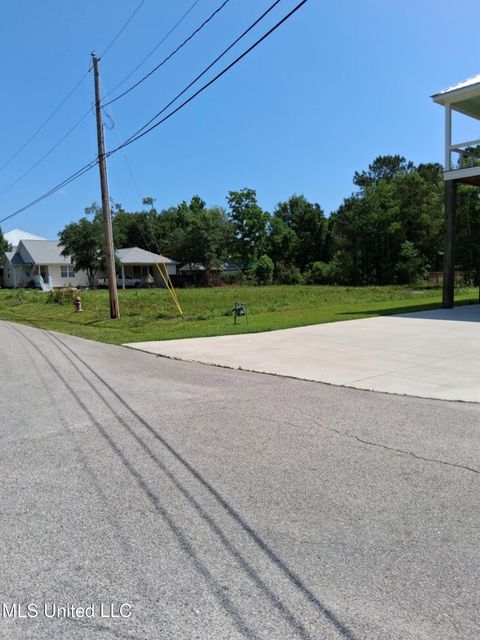 Vacant Land For Sale - 506 Sears Avenue<br/> Hancock County, Waveland, MS 39576