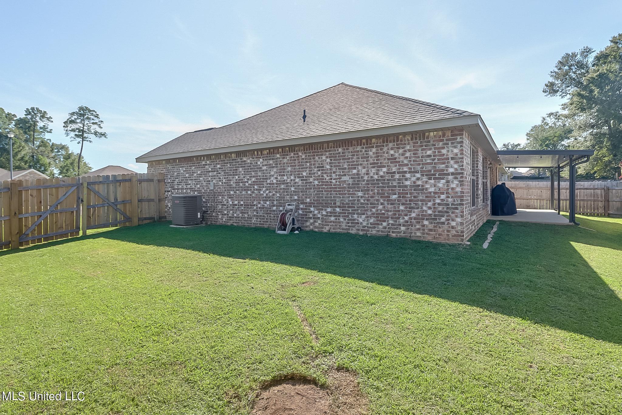 13721 Lawton Lane, Gulfport, Mississippi image 23