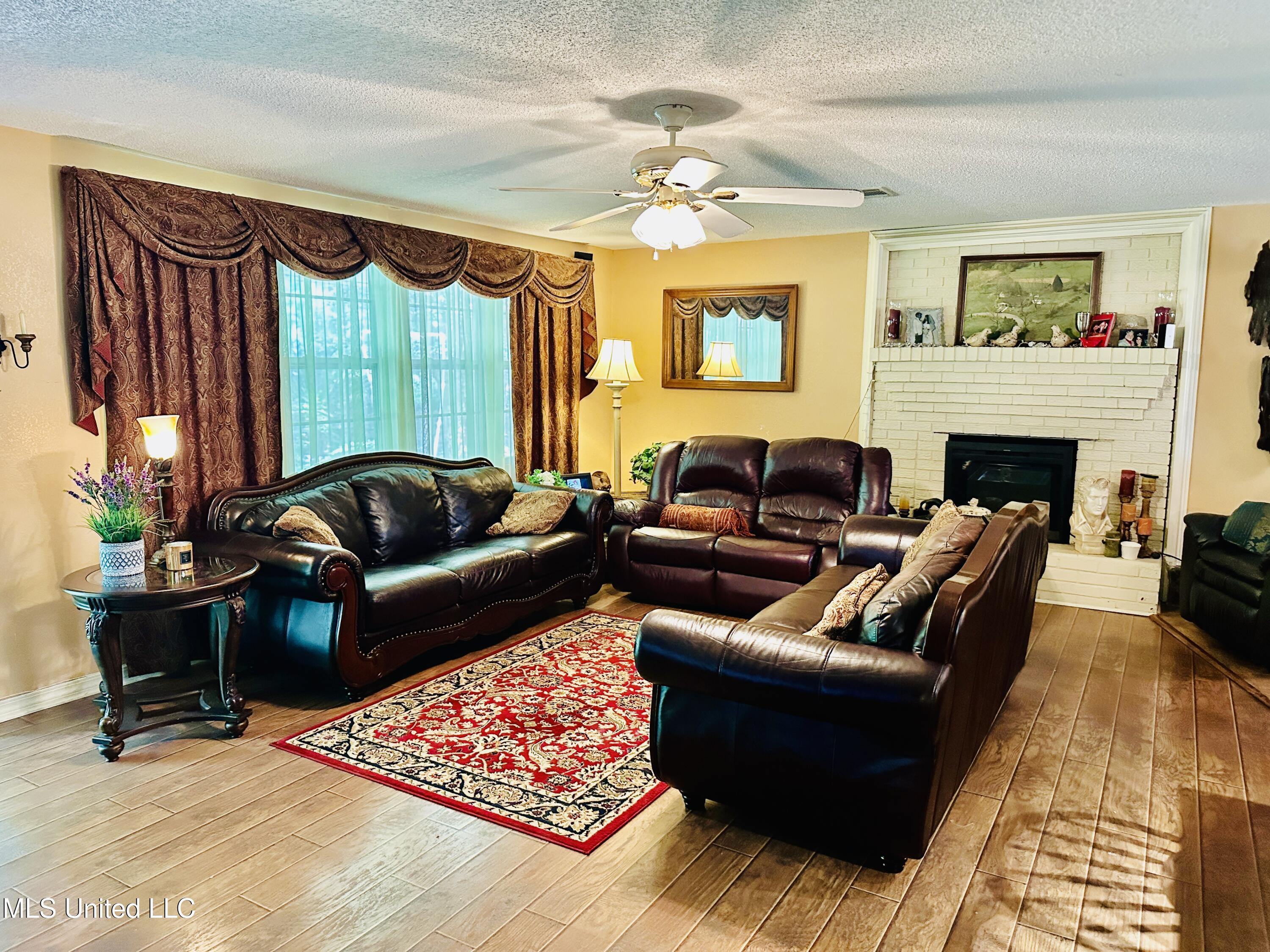 Biloxi, Mississippi 39532, United States, 3 Bedrooms Bedrooms, ,2 BathroomsBathrooms,Residential,Active,191652