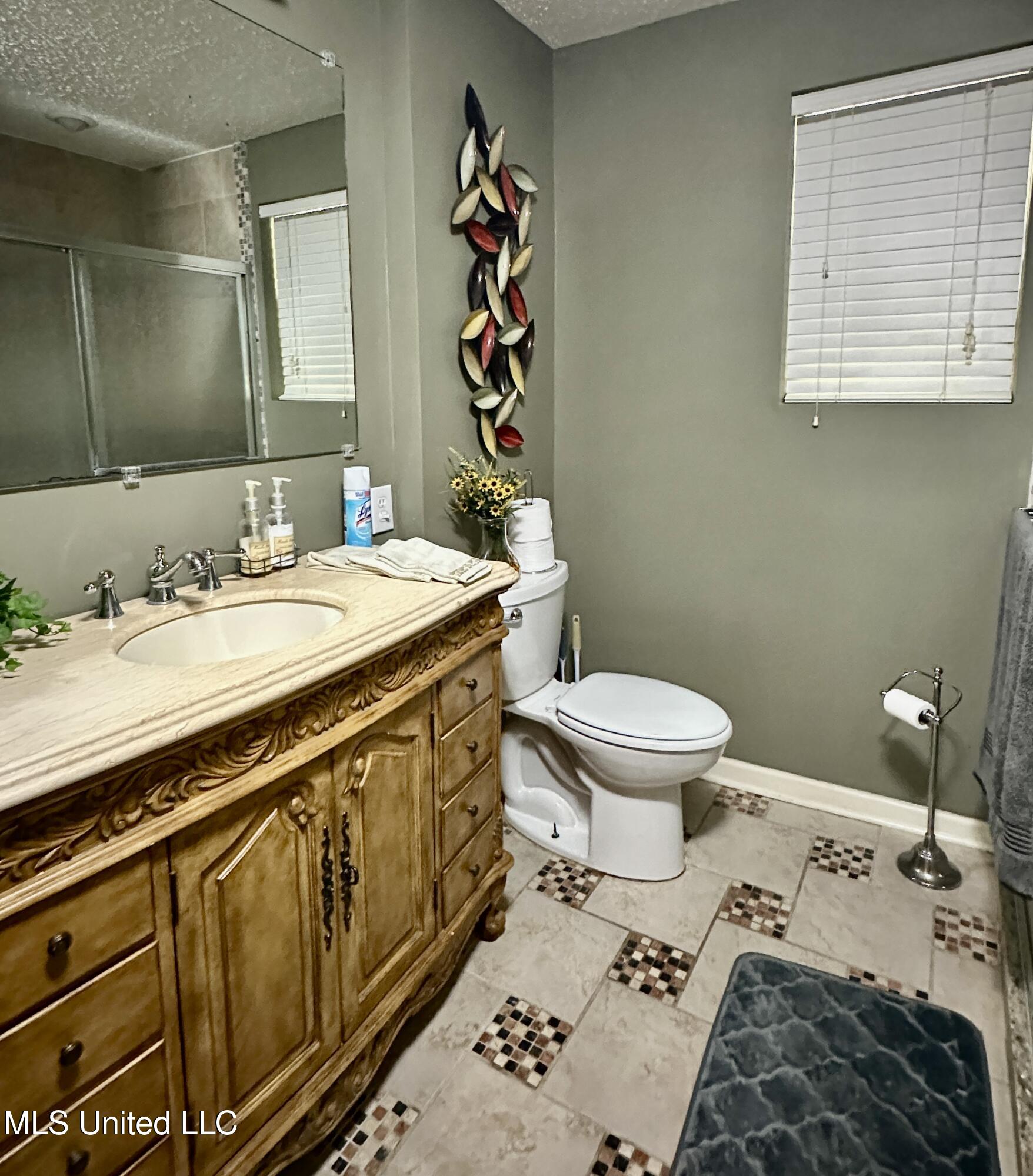 Biloxi, Mississippi 39532, United States, 3 Bedrooms Bedrooms, ,2 BathroomsBathrooms,Residential,Active,191652