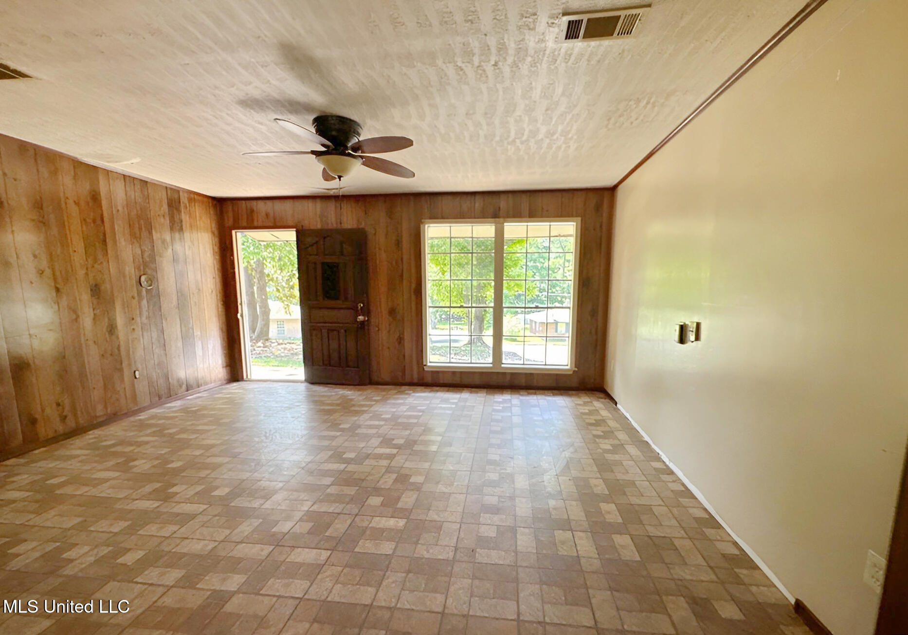 307 Pleasant Valley Drive, Vicksburg, Mississippi image 4