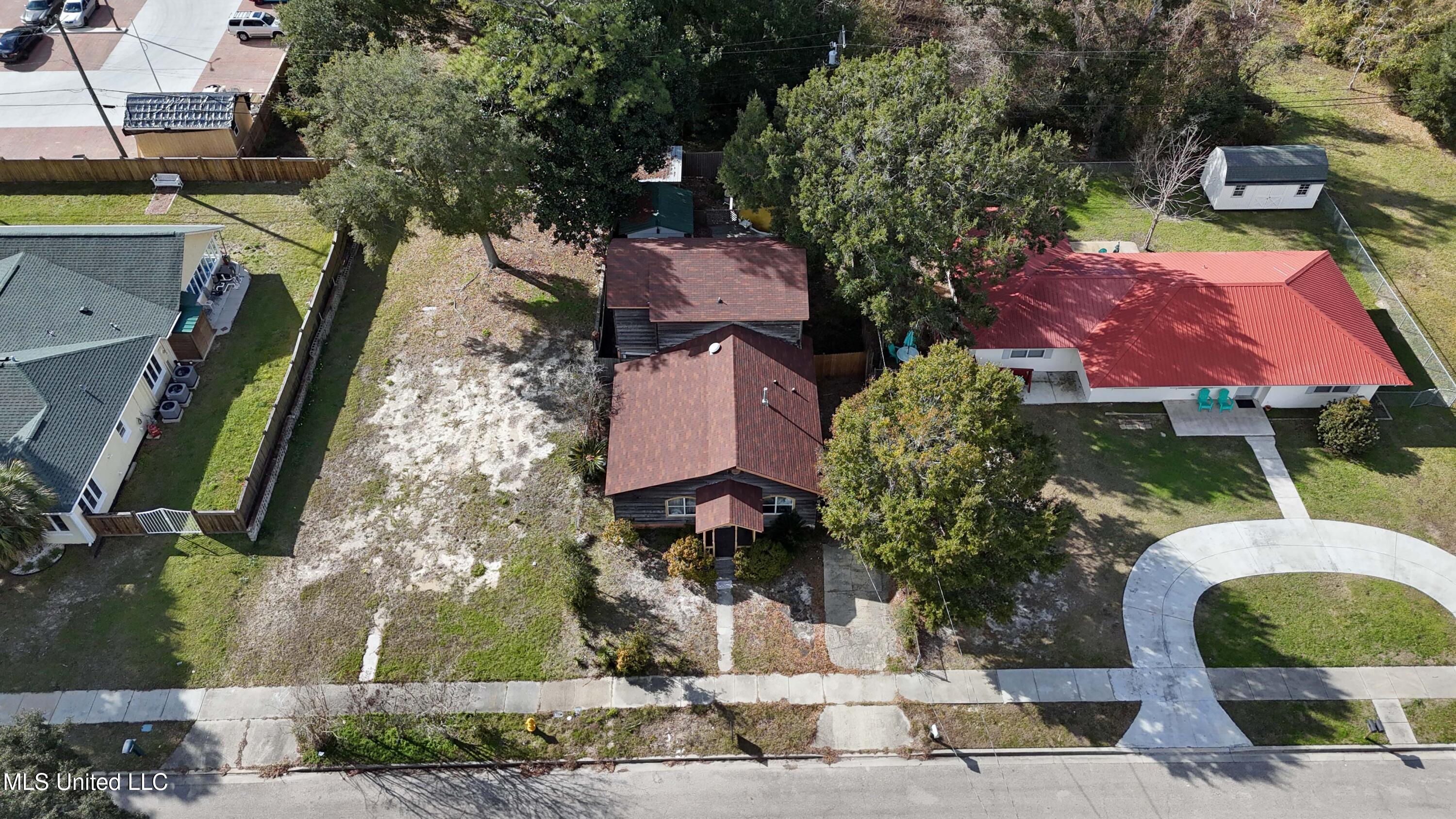 153 Briarfield Avenue, Biloxi, Mississippi image 24