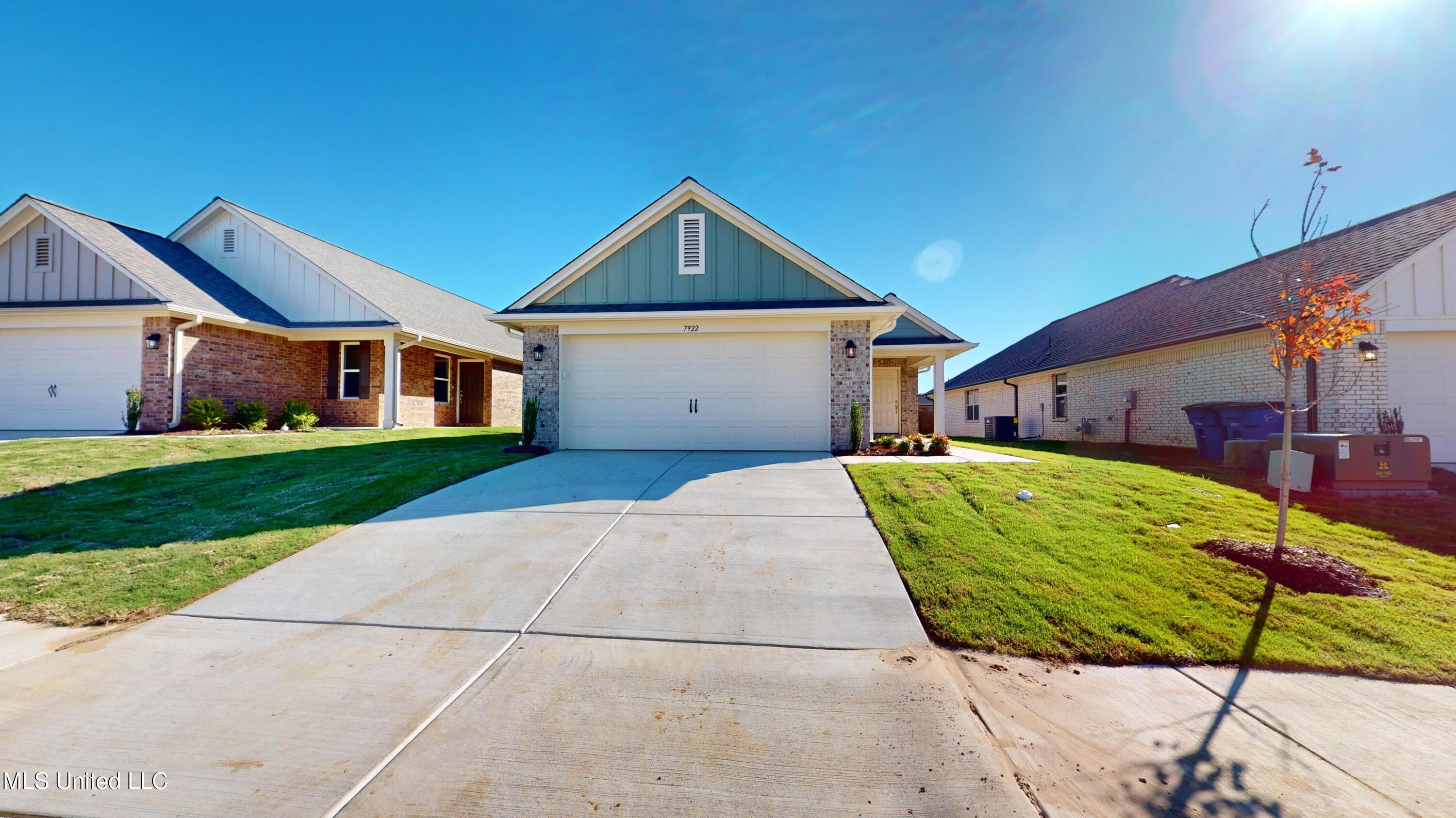 7951 Gardendale Drive, Olive Branch, Mississippi image 27