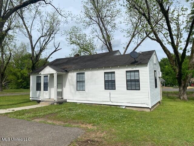 104 Line Street, Senatobia, Mississippi image 2