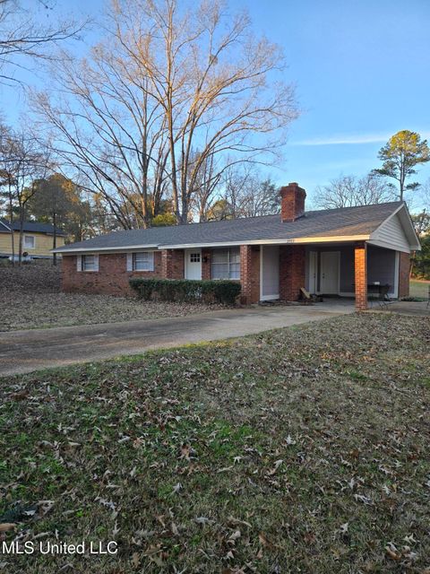 Homes For Sale - 3553 Jones Loop Road<br/> Terry, MS 39170