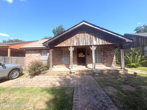 Homes For Sale - 1619 Peacock Avenue<br/> Coahoma County, Clarksdale, MS 38614