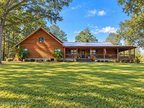 Homes For Sale - 122 County Road 237<br/> Laurel, MS 39443