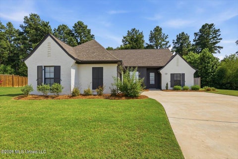 Homes For Sale - 131 Seymour Drive<br/> Madison County, Madison, MS 39110
