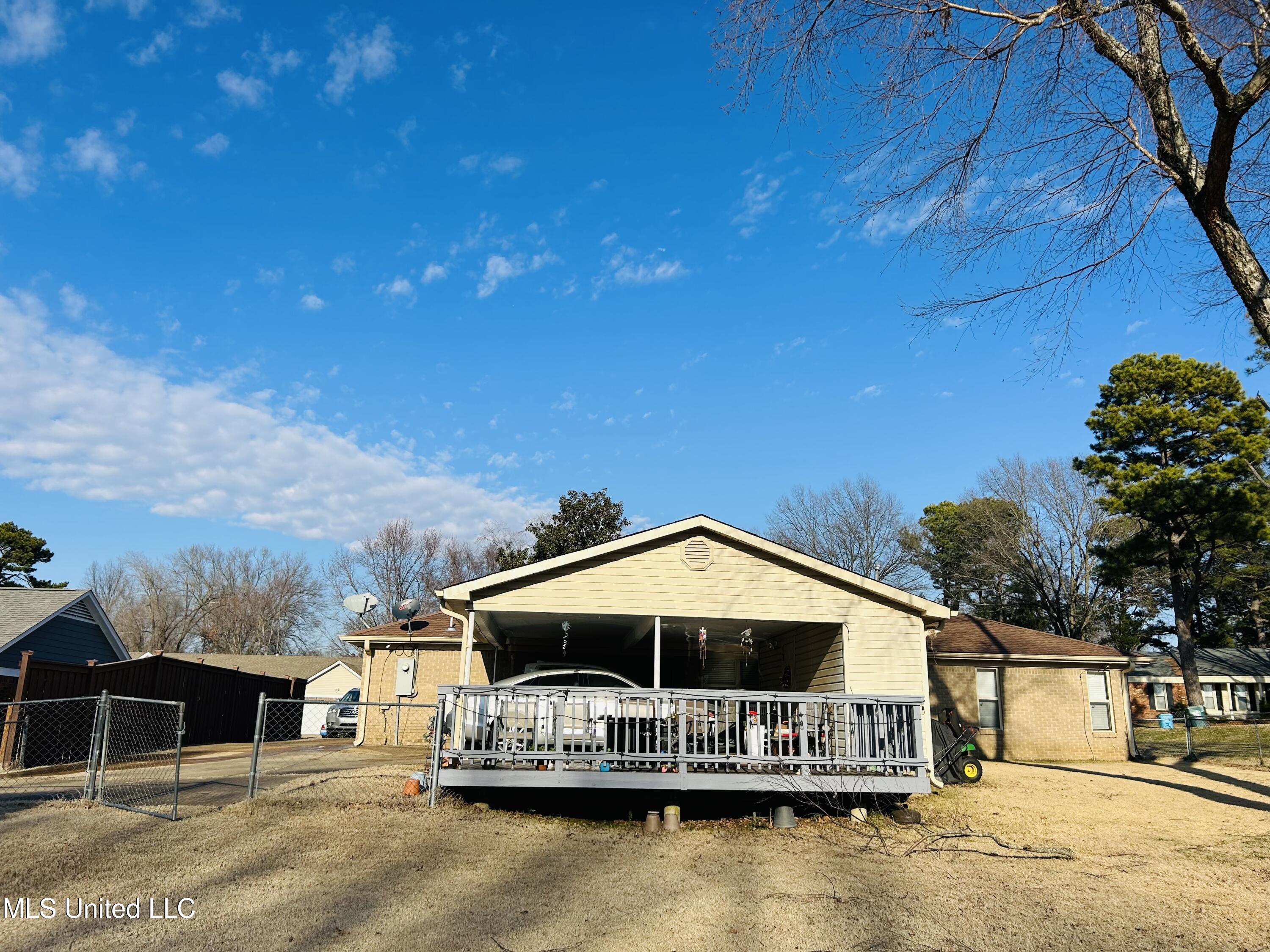 8561 W Lakeshore Drive, Southaven, Mississippi image 39