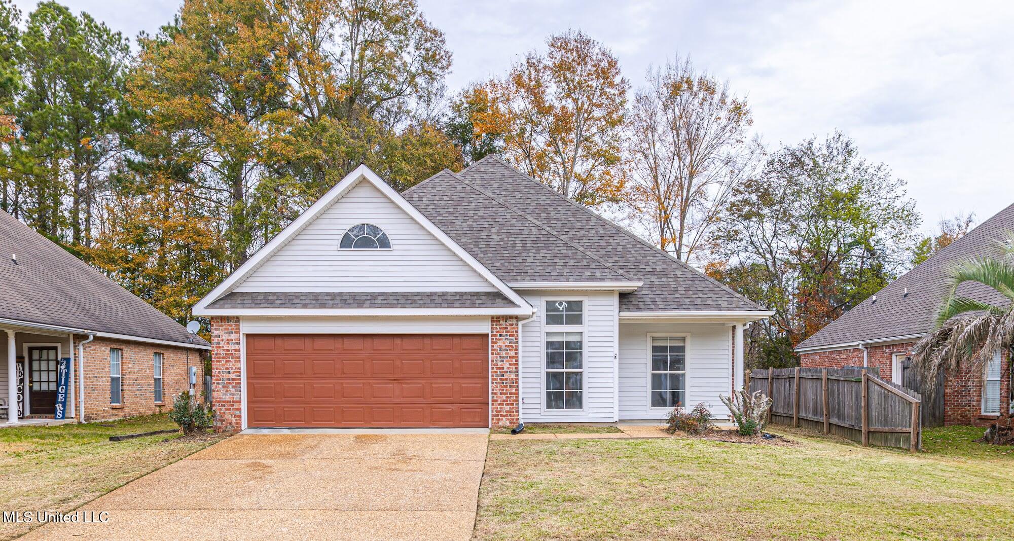 4954 Brookwood Place, Byram, Mississippi image 1