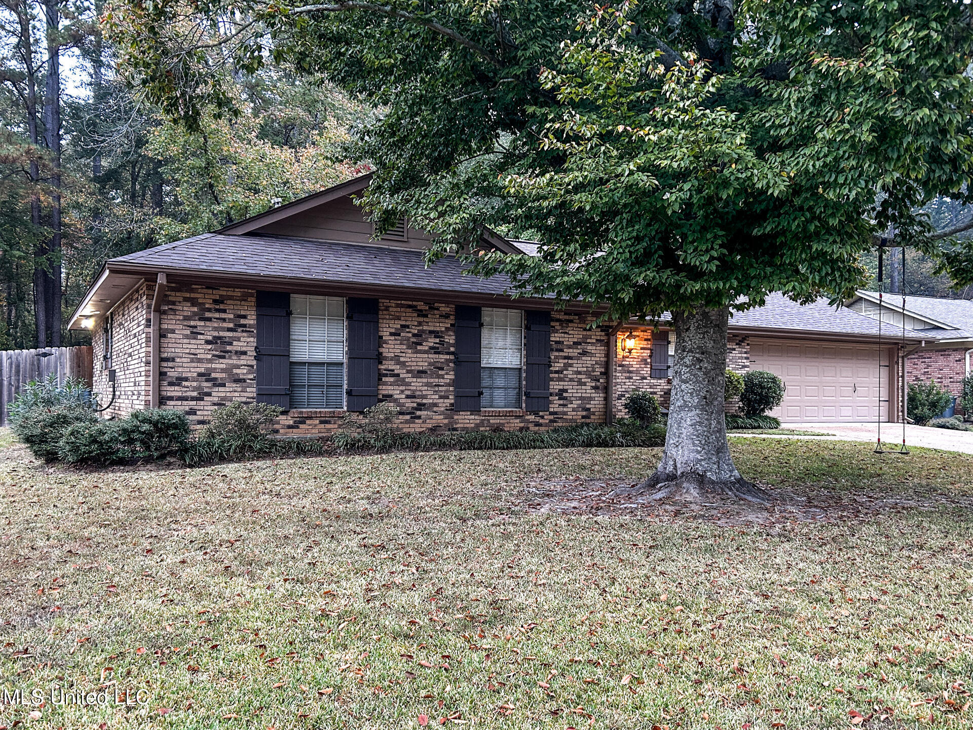 147 Summit Ridge Drive, Brandon, Mississippi image 2