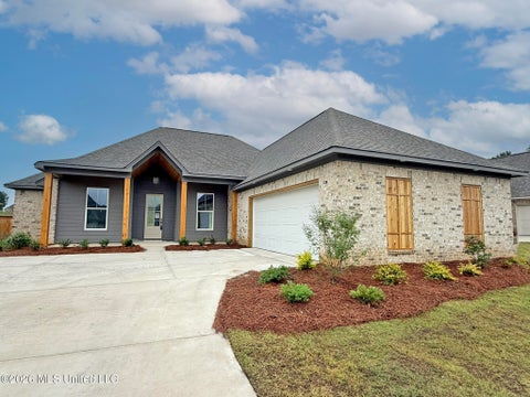 Homes For Sale - 322 Tremont Drive<br/> Rankin County, Florence, MS 39073