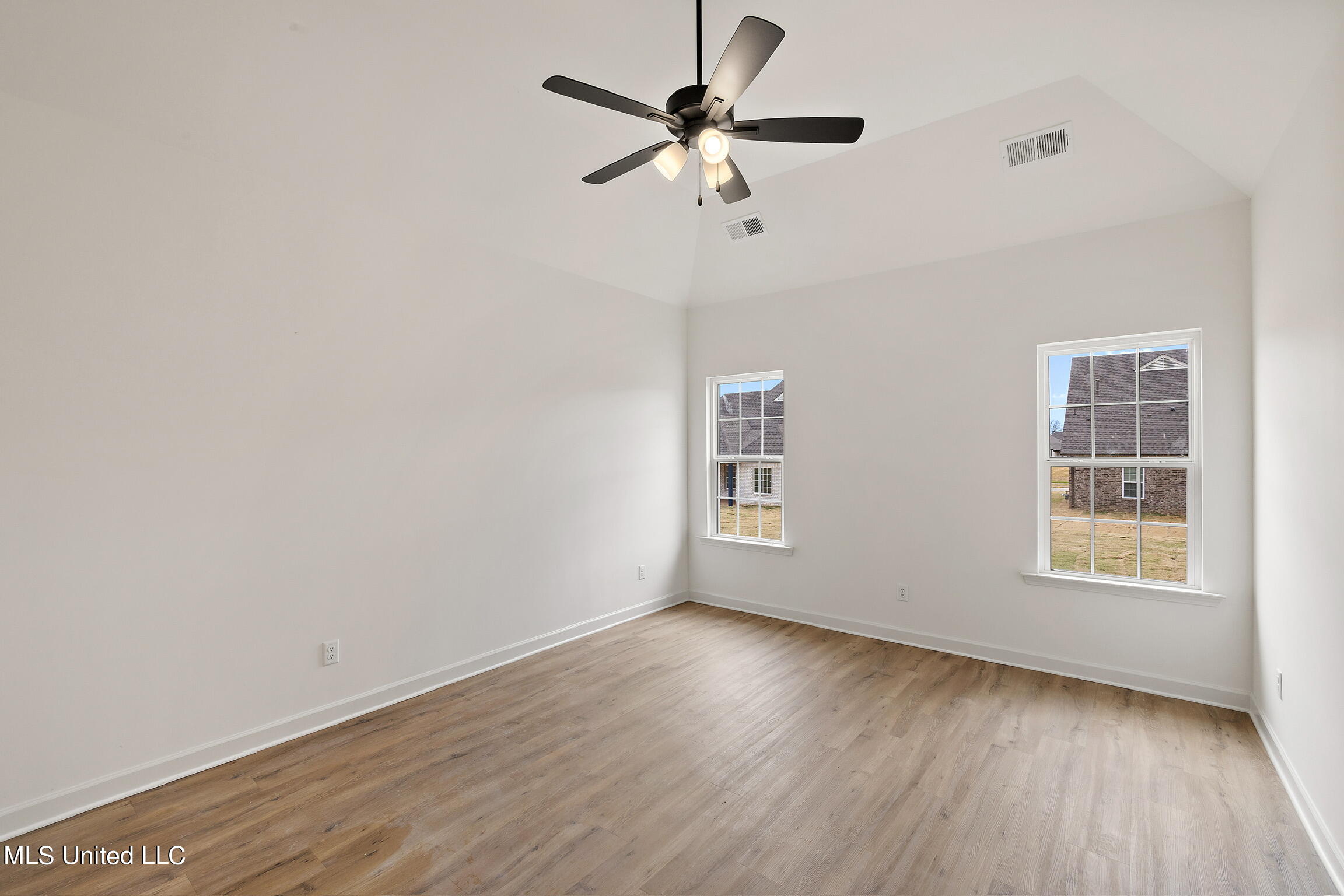 8948 Bunch Cove, Southaven, Mississippi image 16
