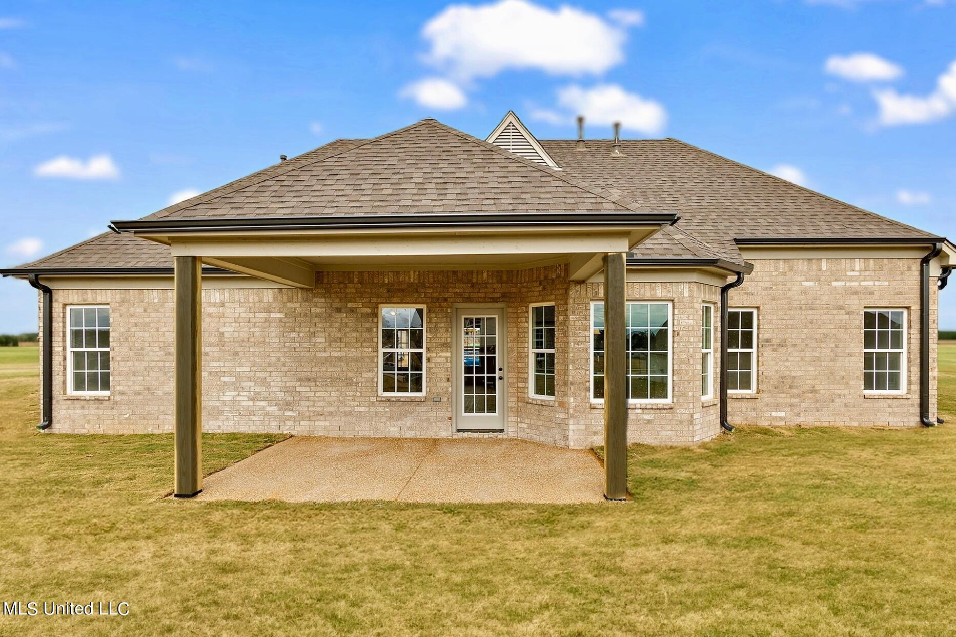 8948 Bunch Cove, Southaven, Mississippi image 27