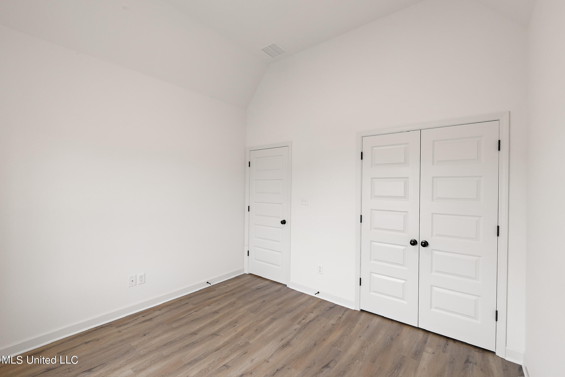 8948 Bunch Cove, Southaven, Mississippi image 23