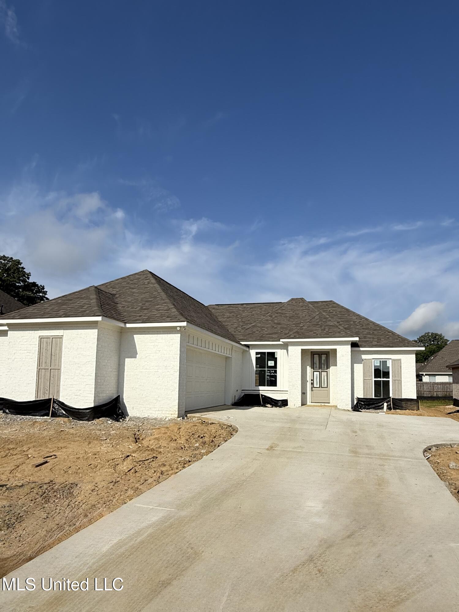 333 Willow Way, Canton, Mississippi image 1