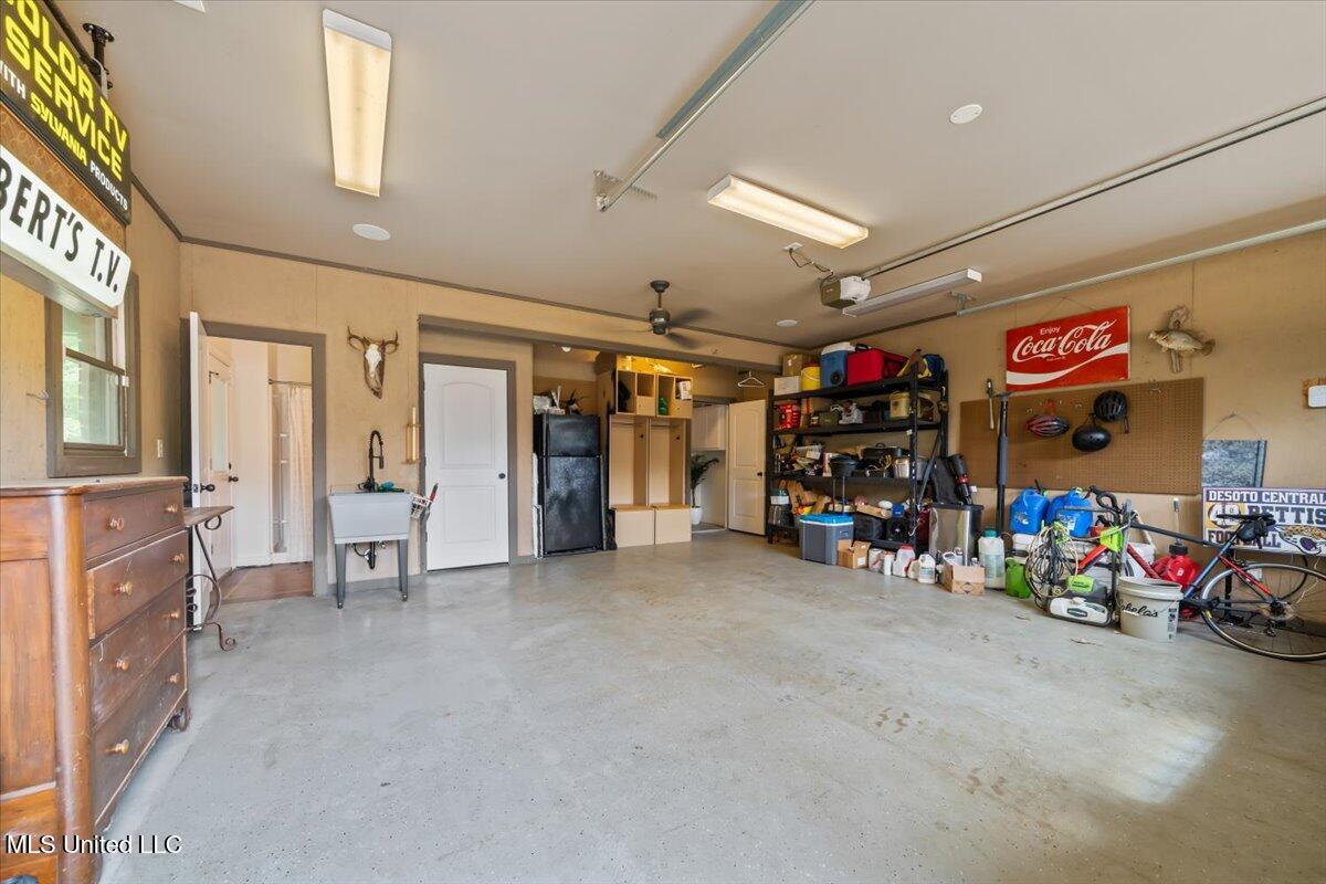 4330 Trumpington Cove, Southaven, Mississippi image 50