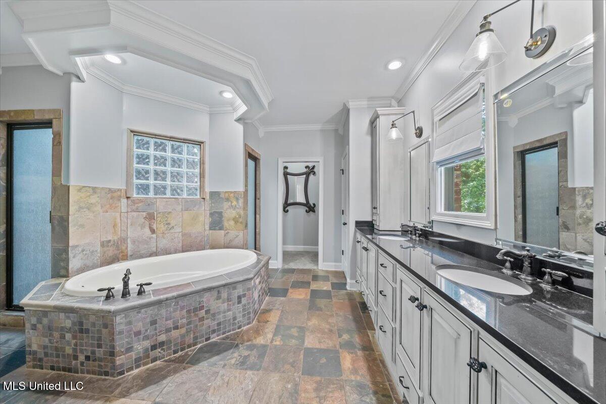 4330 Trumpington Cove, Southaven, Mississippi image 25