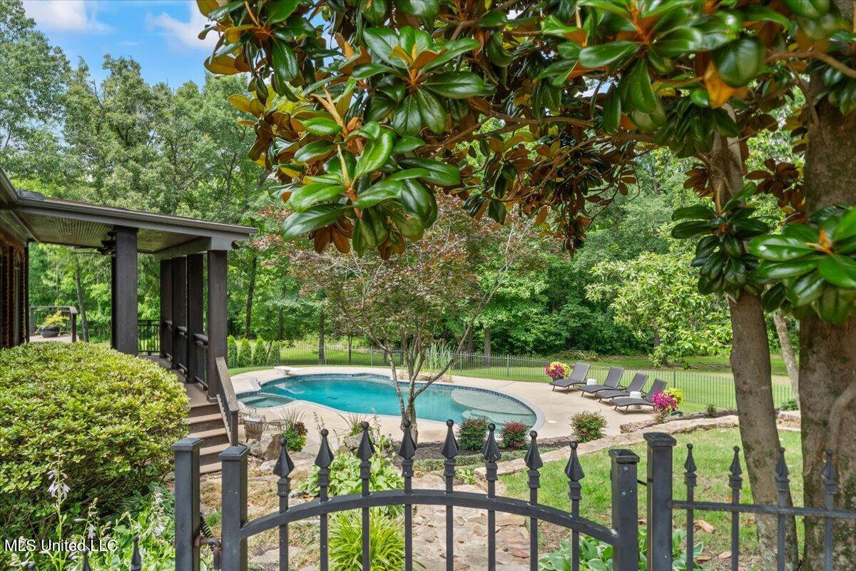 4330 Trumpington Cove, Southaven, Mississippi image 49