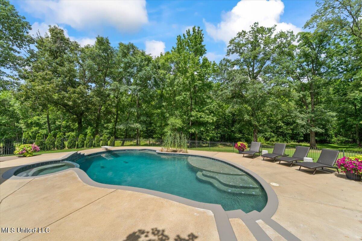 4330 Trumpington Cove, Southaven, Mississippi image 43