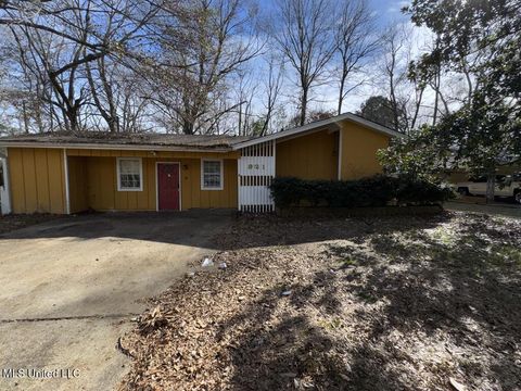 Homes For Sale - 921 Westway Street<br/> Jackson, MS 39212