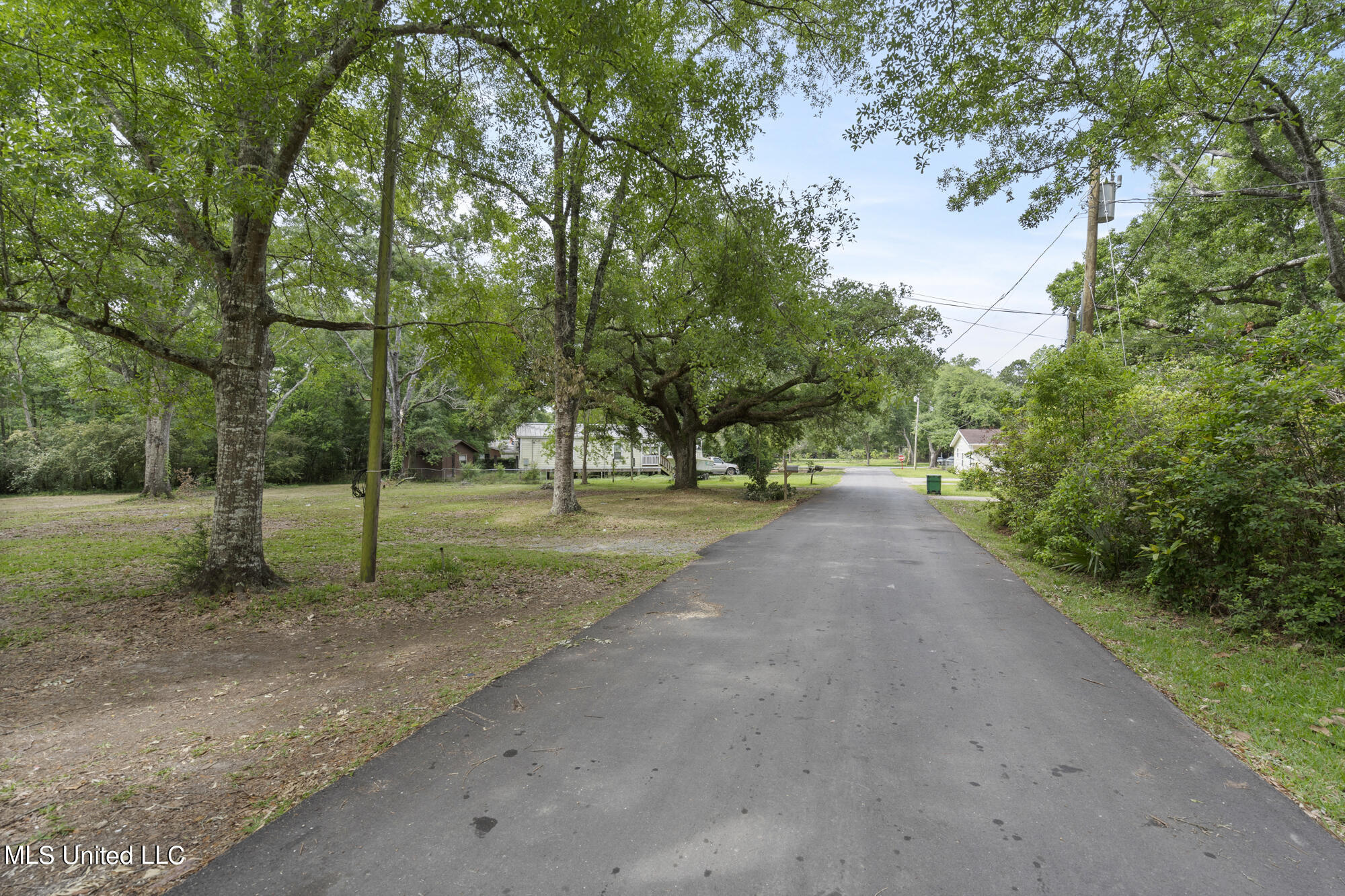 3708 Donna Anna Drive, Moss Point, Mississippi image 11