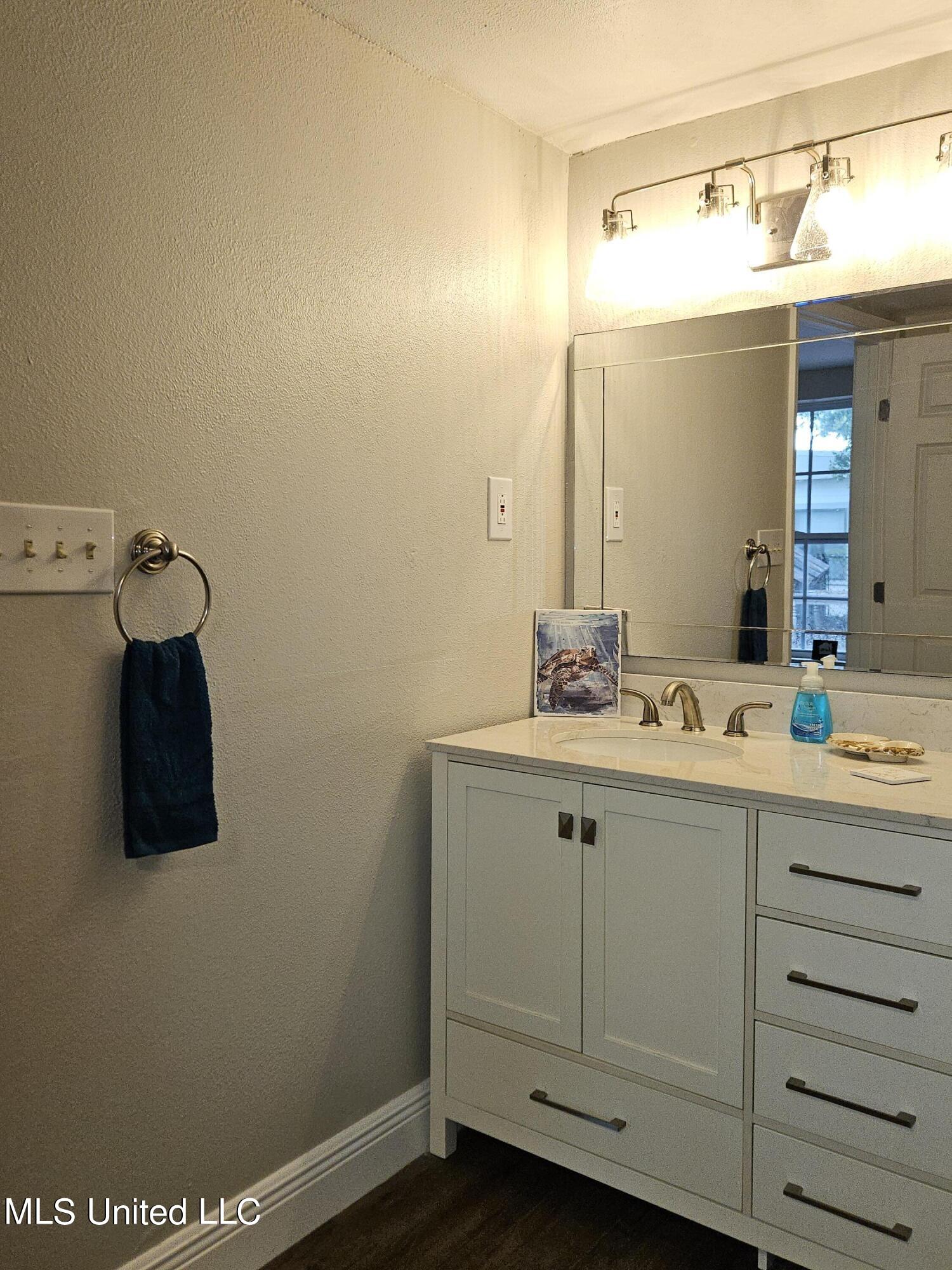 2548 Bryn Mawr Avenue, Biloxi, Mississippi image 35