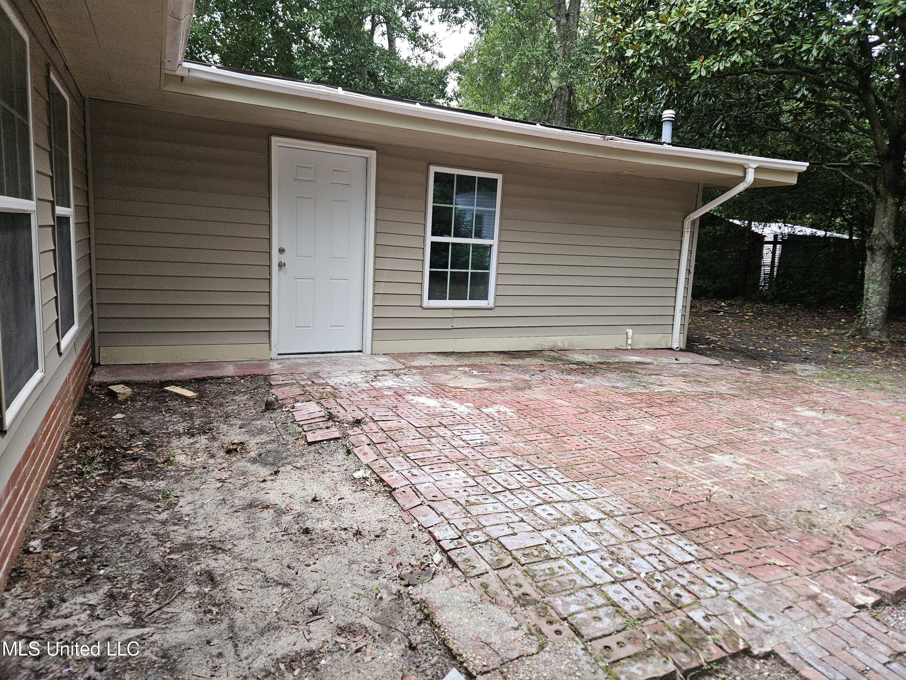 2548 Bryn Mawr Avenue, Biloxi, Mississippi image 48