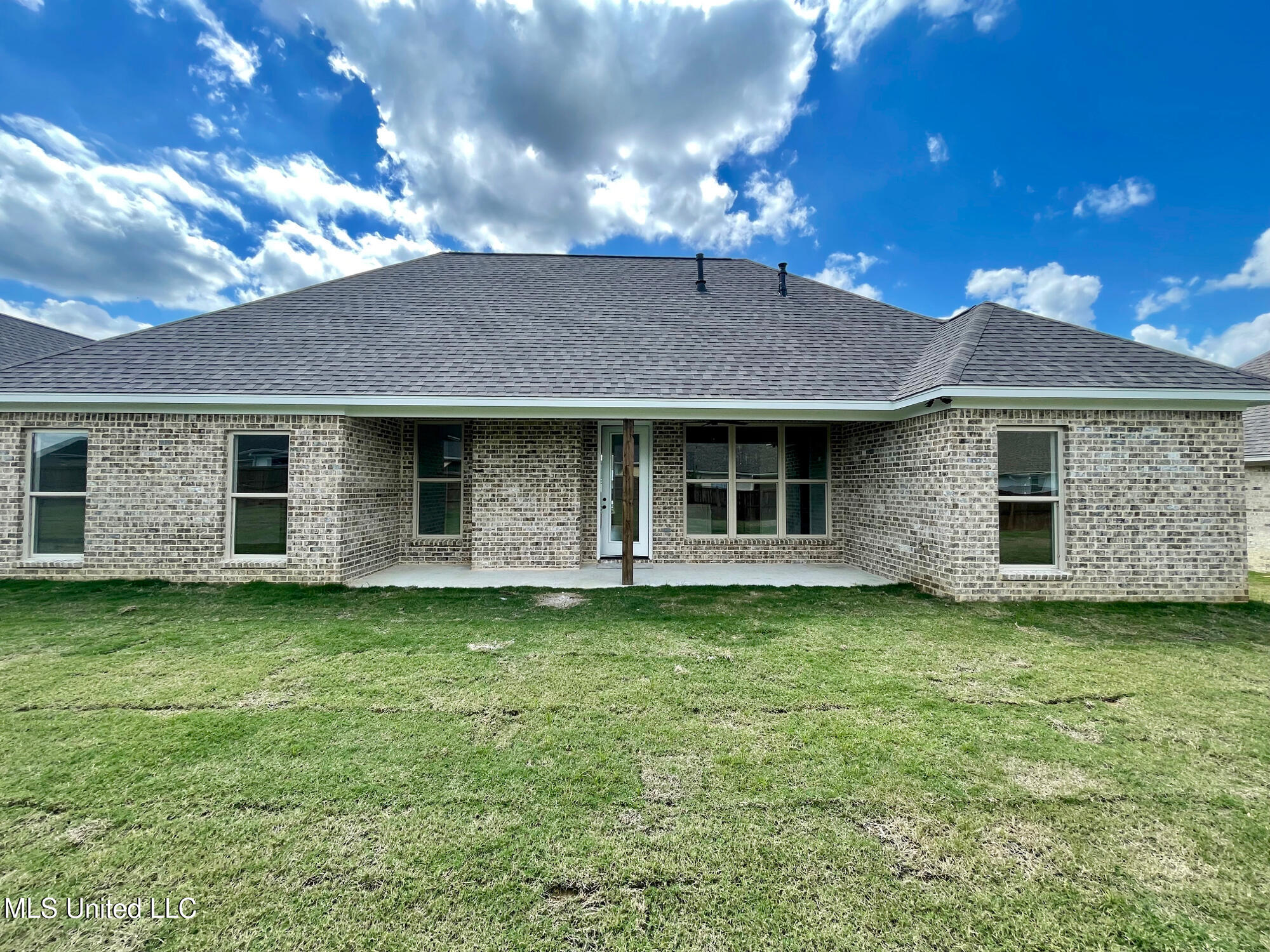 452 Aurora Circle, Canton, Mississippi image 22