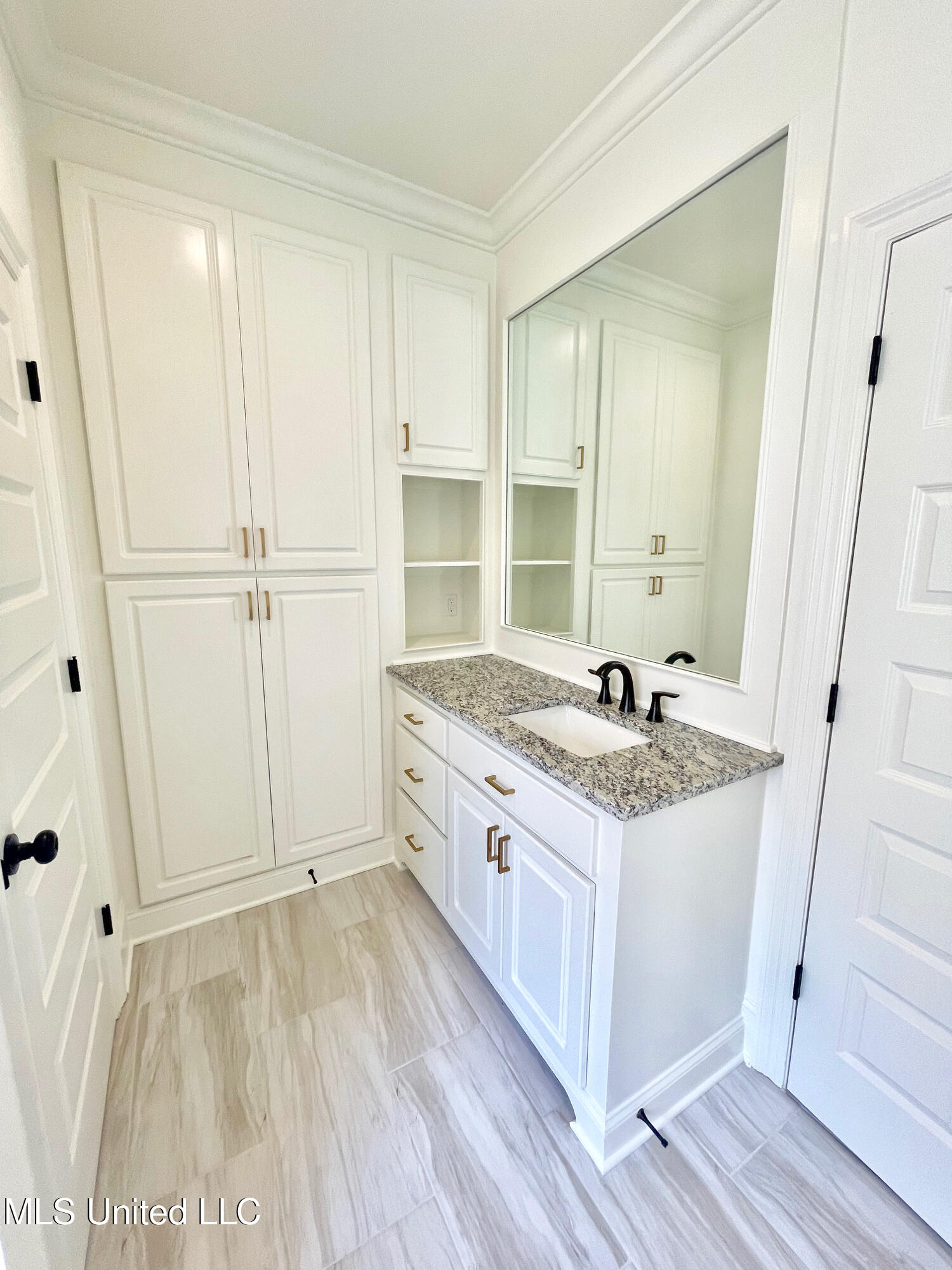 452 Aurora Circle, Canton, Mississippi image 21