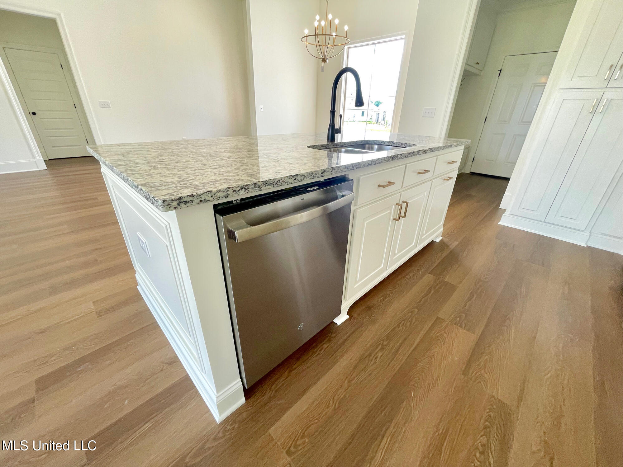 452 Aurora Circle, Canton, Mississippi image 10
