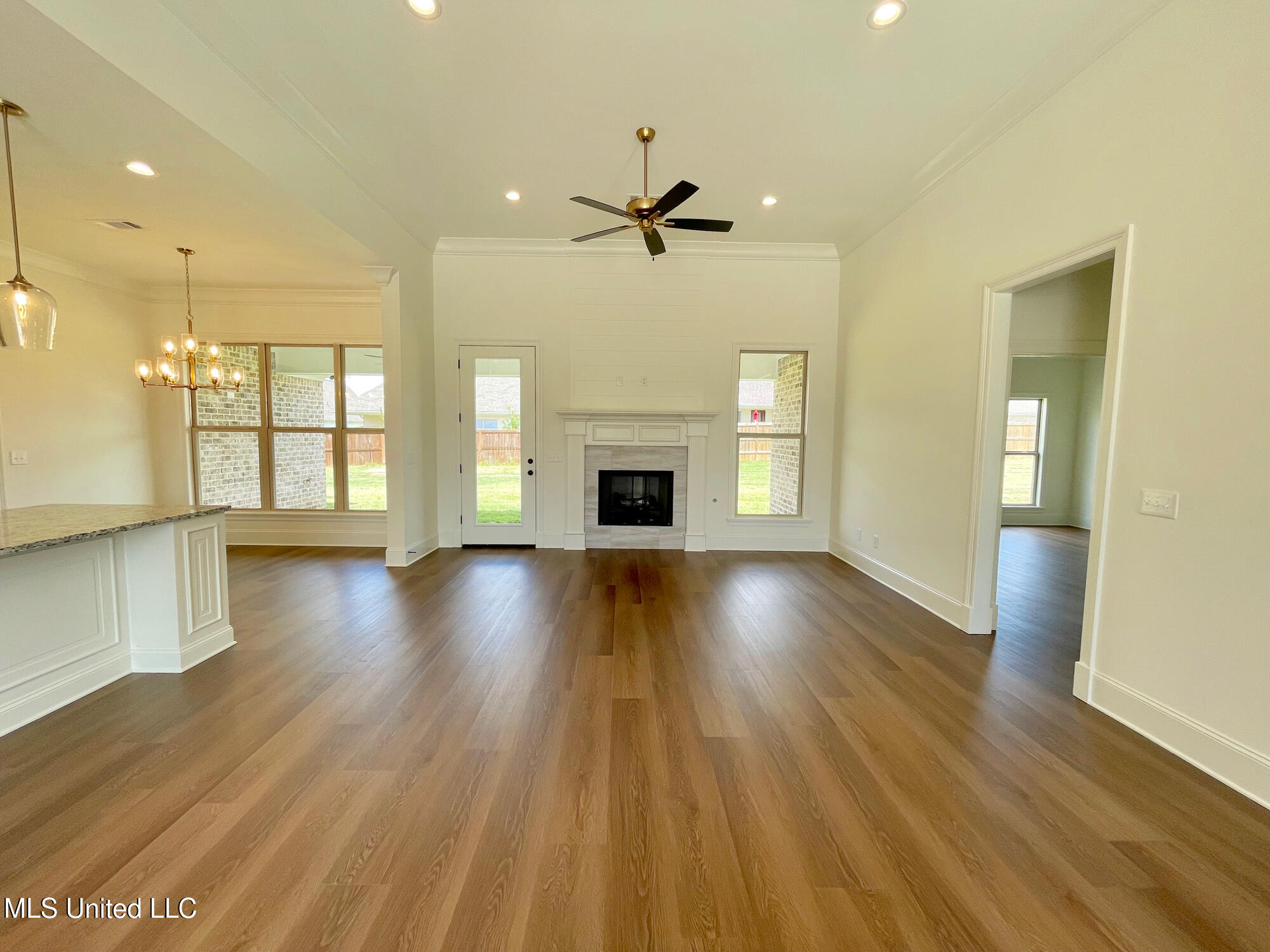 452 Aurora Circle, Canton, Mississippi image 6