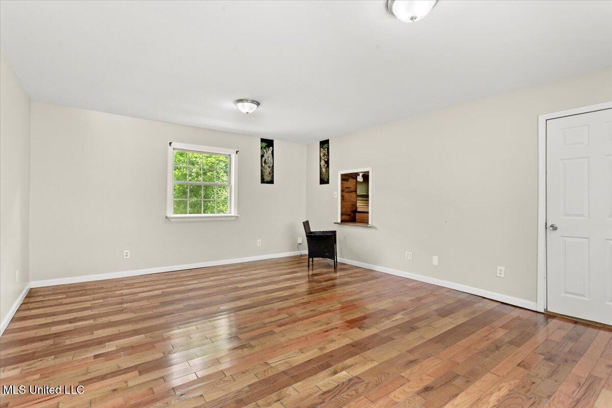 18295 Robin Oaks Drive, Gulfport, Mississippi image 13