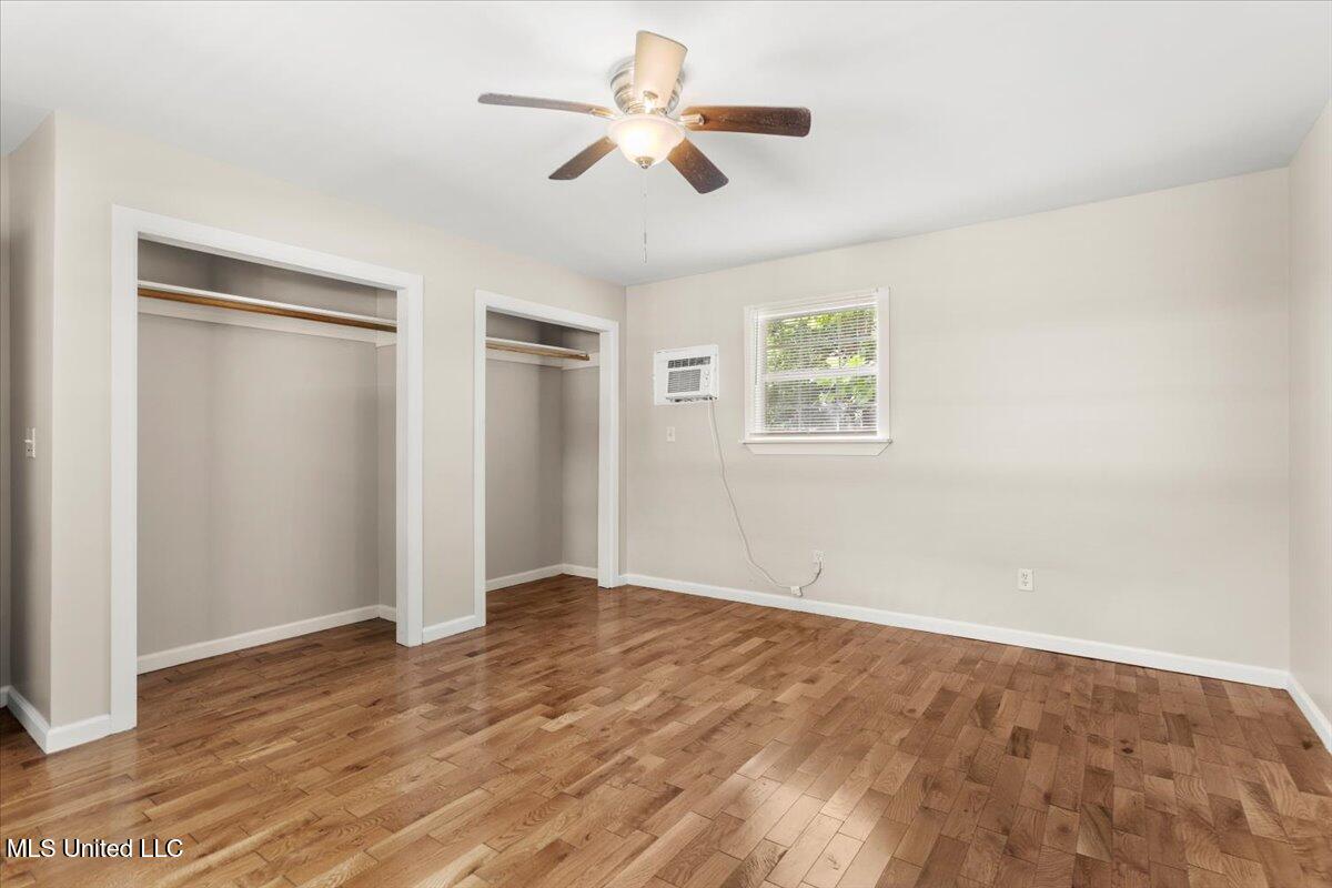 18295 Robin Oaks Drive, Gulfport, Mississippi image 25