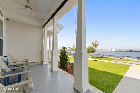 Townhouse For Sale - 3012 Dock Street<br/> Pascagoula, MS 39567