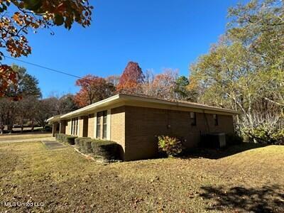 504 Herod Drive, Winona, Mississippi image 2