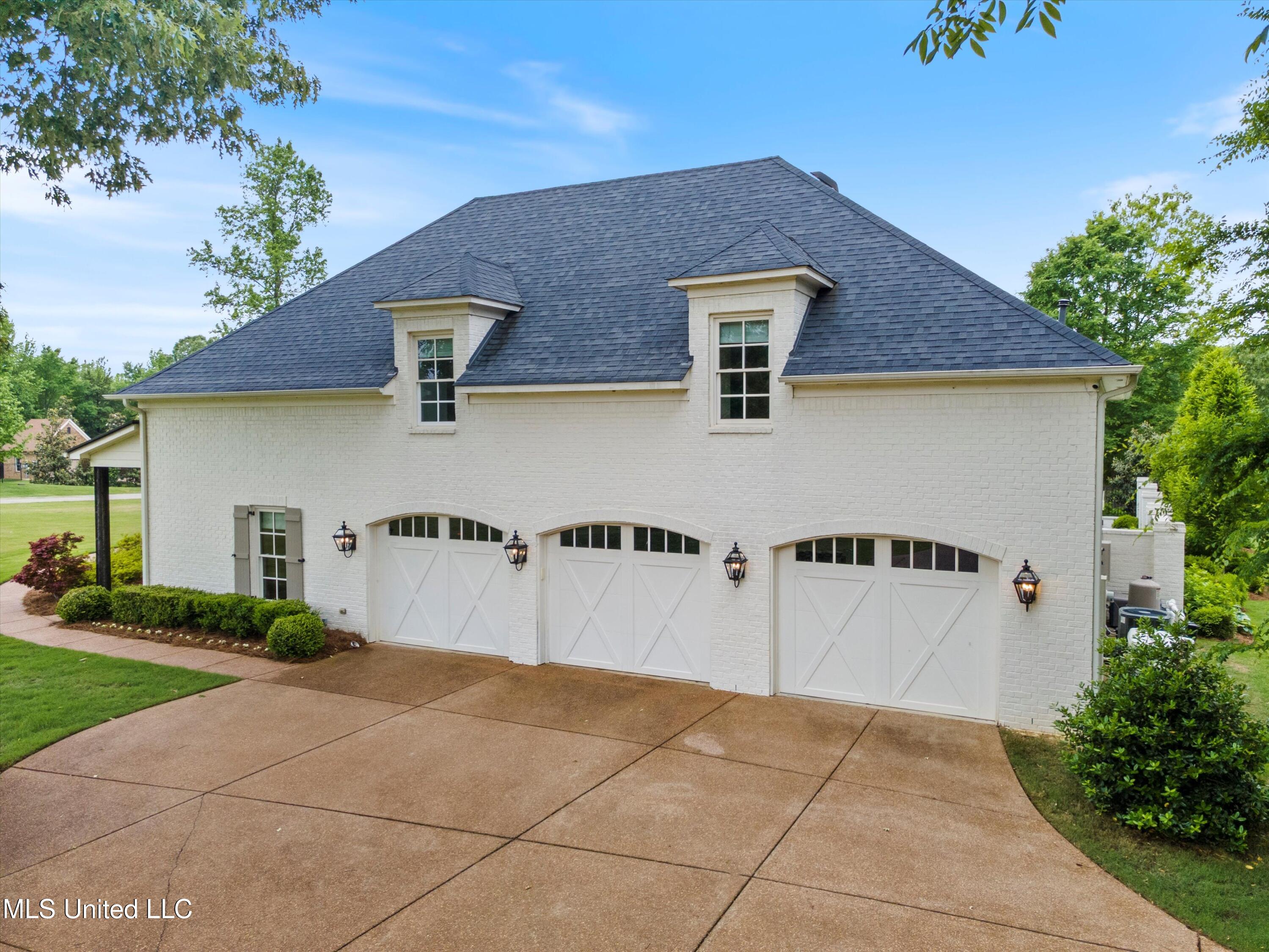172 Surrey Loop, Byhalia, Mississippi image 8