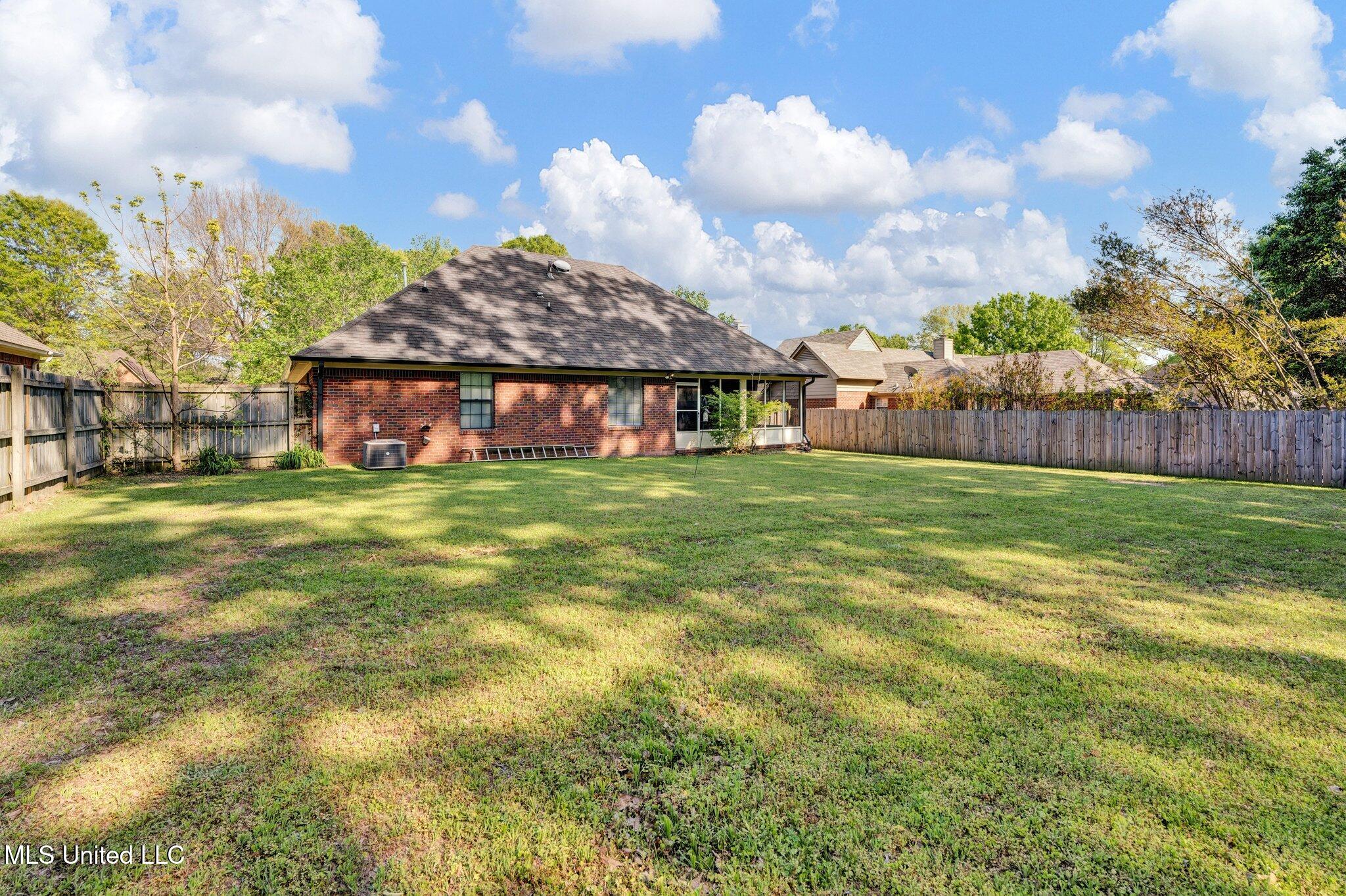 5935 Southbend Lane, Olive Branch, Mississippi image 23