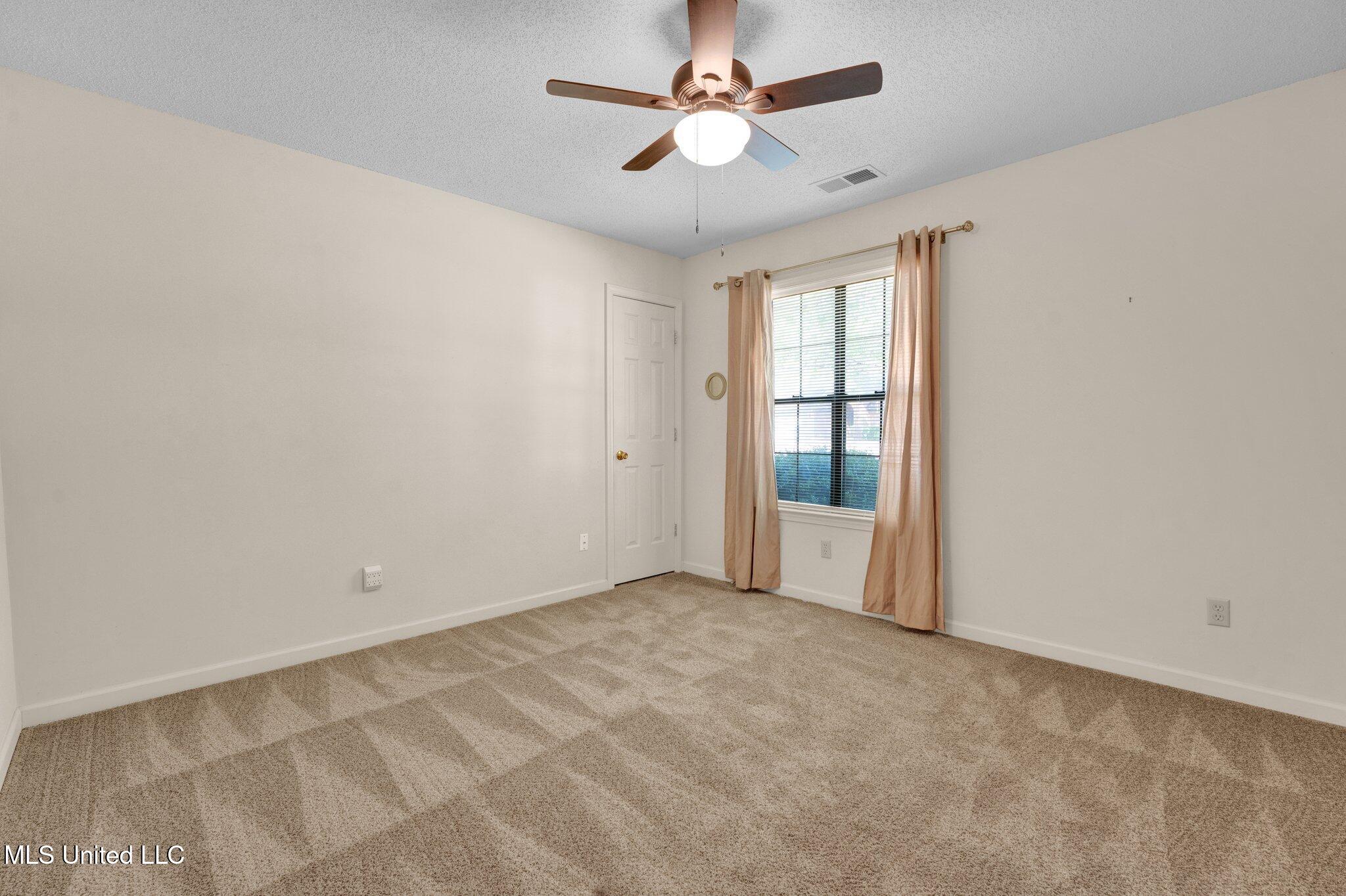 5935 Southbend Lane, Olive Branch, Mississippi image 20