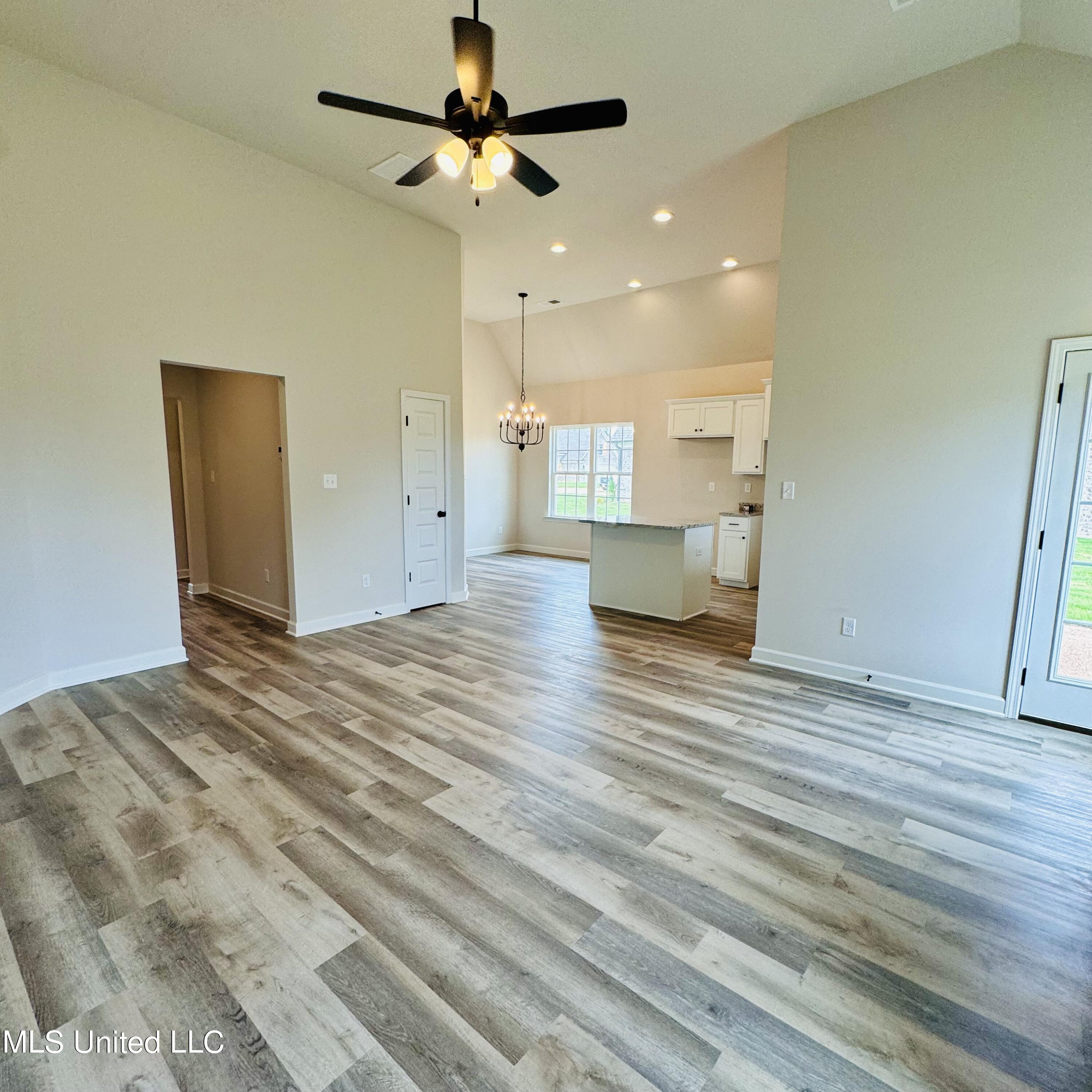 8921 Tucker Lane, Southaven, Mississippi image 10