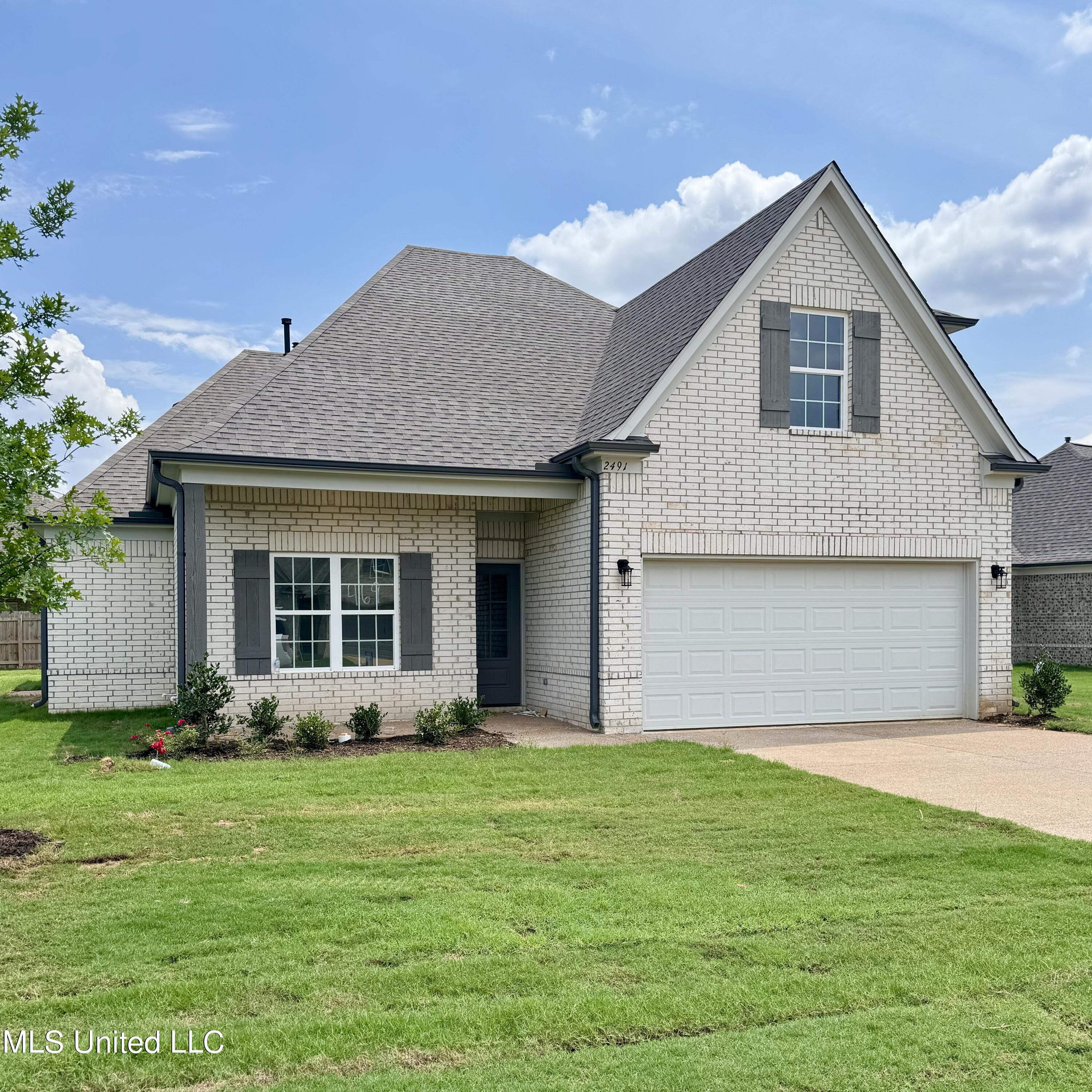 8921 Tucker Lane, Southaven, Mississippi image 3