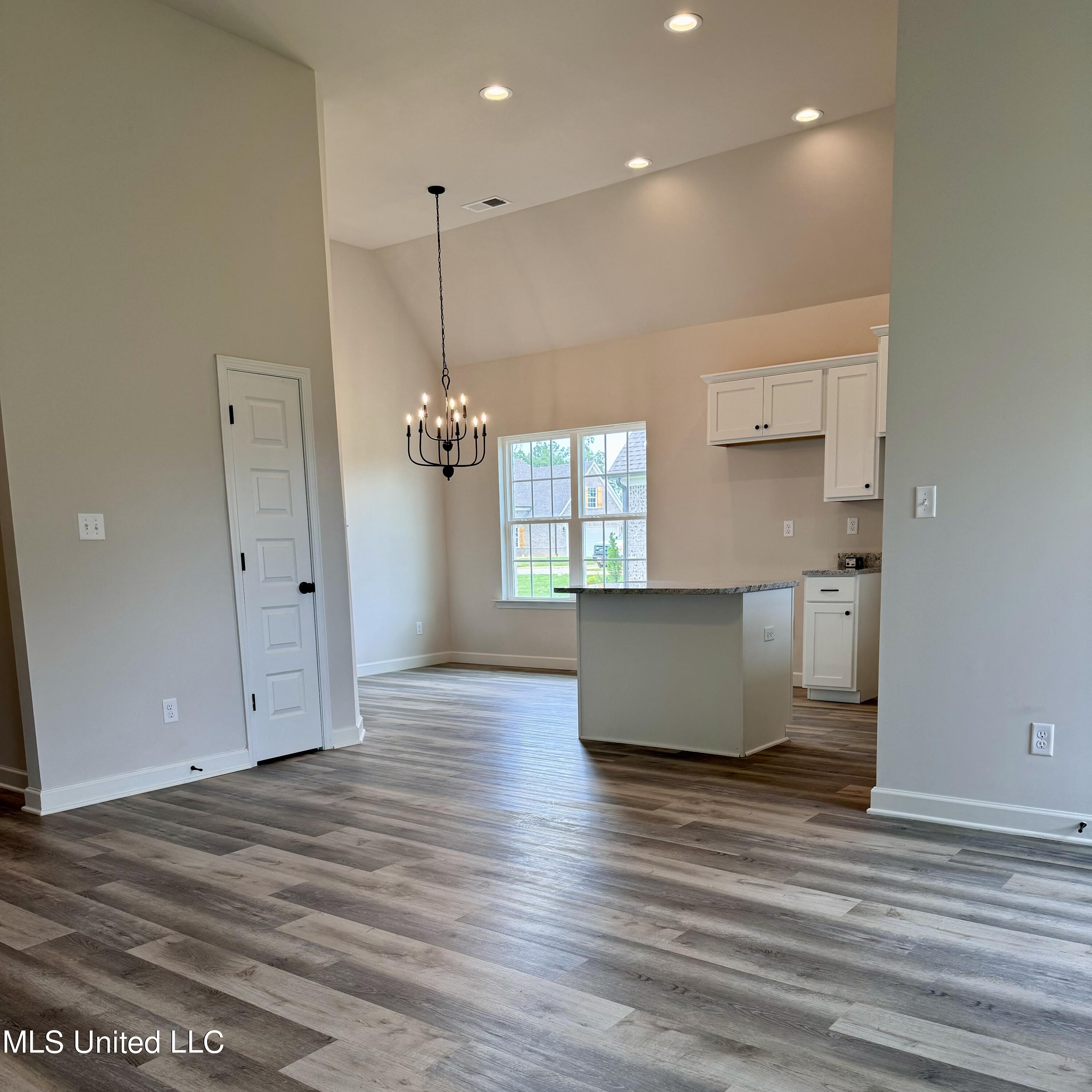 8921 Tucker Lane, Southaven, Mississippi image 11
