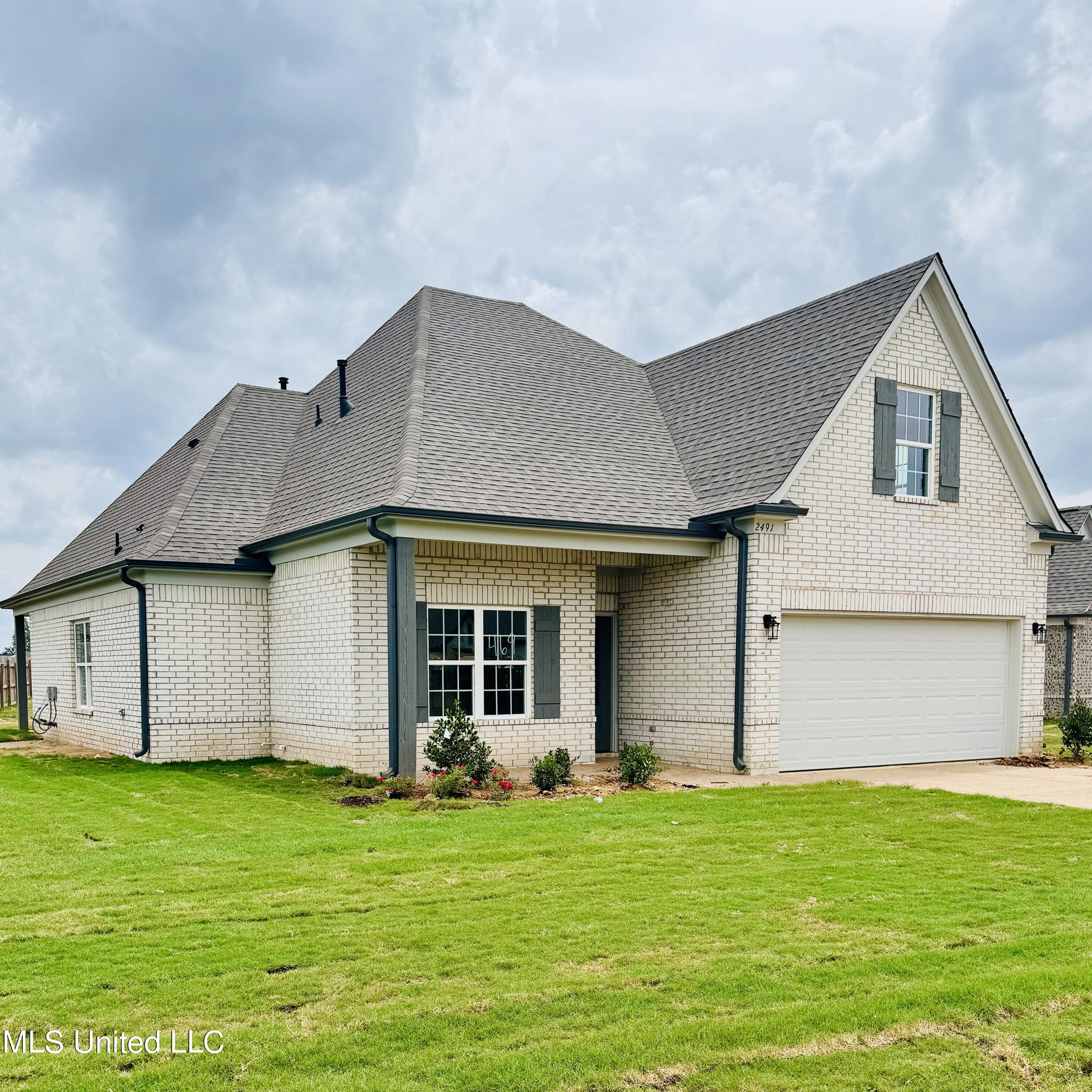 8921 Tucker Lane, Southaven, Mississippi image 7